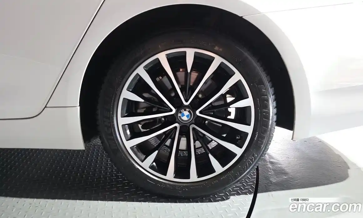 BMW 5 серия 2020 2.0 автомат (гидро), фото 7