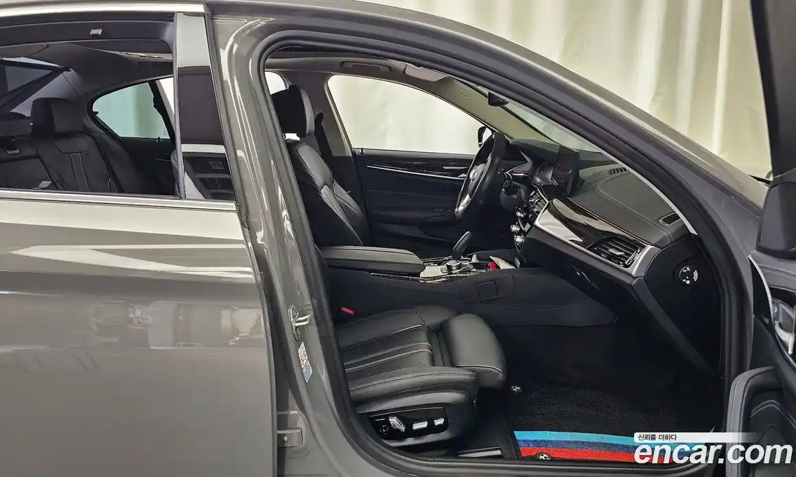 BMW 5 серия 2022 2.0 автомат (гидро), фото 17