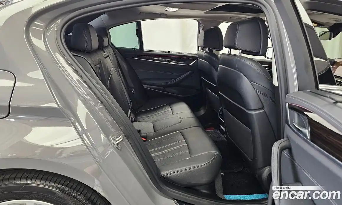 BMW 5 серия 2022 2.0 автомат (гидро), фото 18