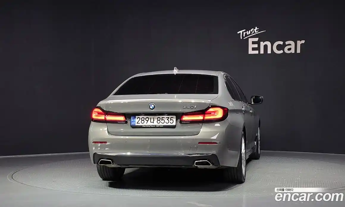 BMW 5 серия 2022 2.0 автомат (гидро), фото 4