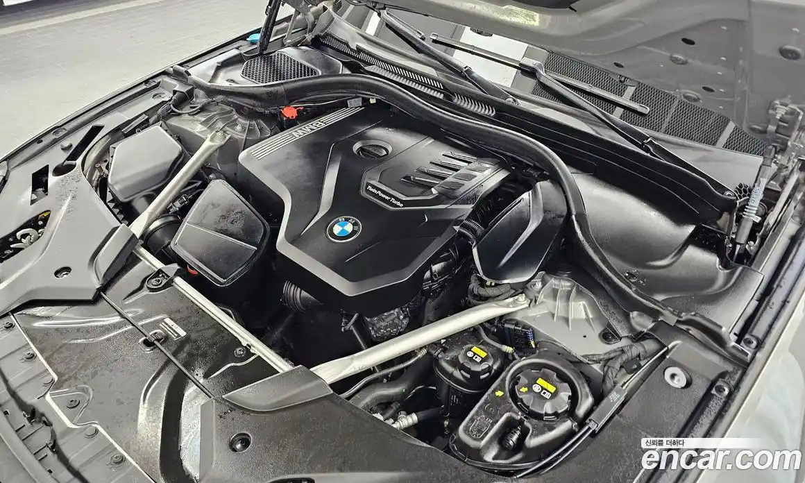 BMW 5 серия 2022 2.0 автомат (гидро), фото 6