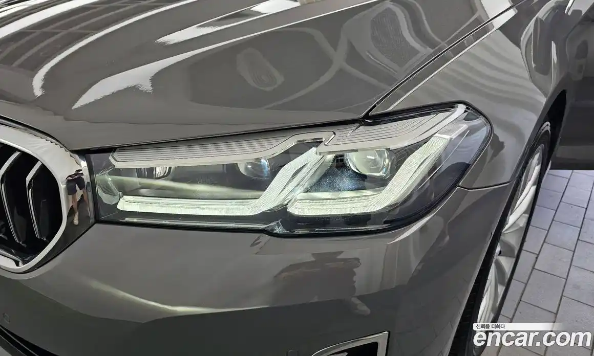 BMW 5 серия 2022 2.0 автомат (гидро), фото 8