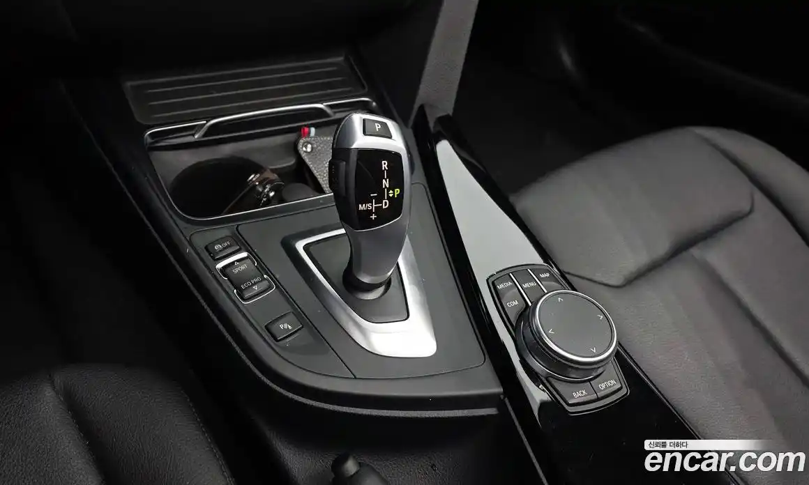 BMW 3 серия 2020 2.0 автомат (гидро), фото 12