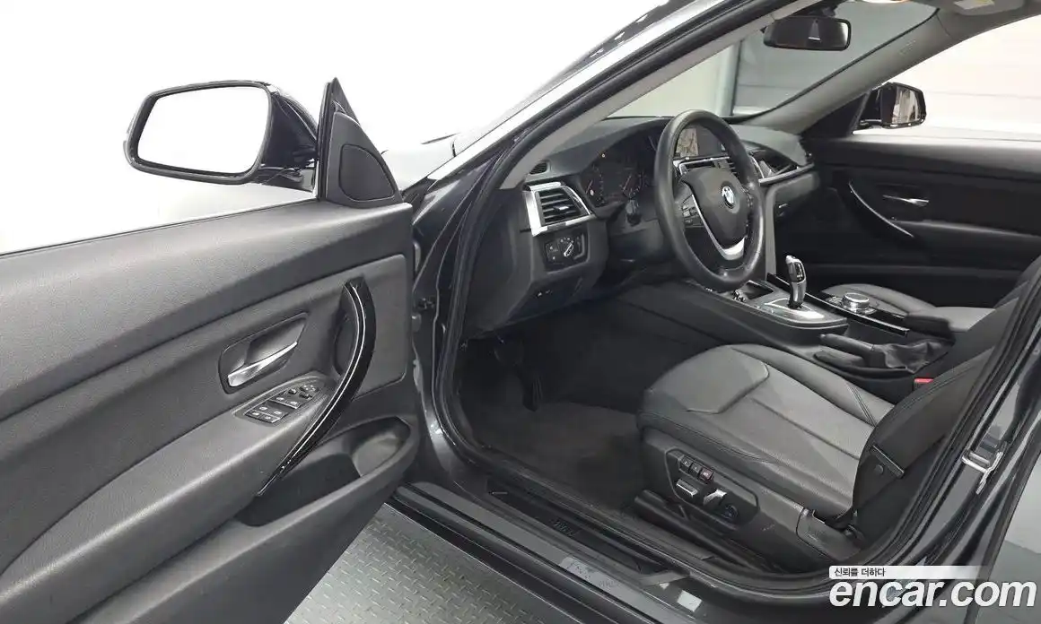 BMW 3 серия 2020 2.0 автомат (гидро), фото 13