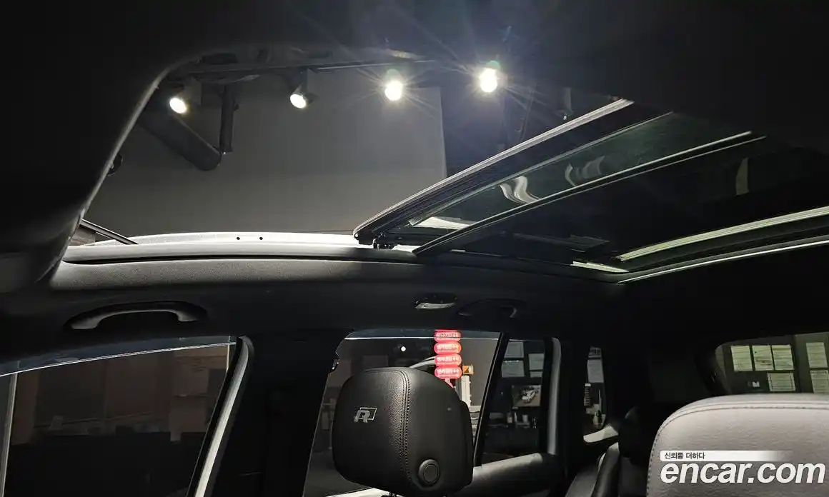 Volkswagen Tiguan 2015 2.0 автомат (гидро), фото 19