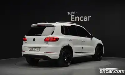 Volkswagen Tiguan 2015 2.0 автомат (гидро), миниатюра 2