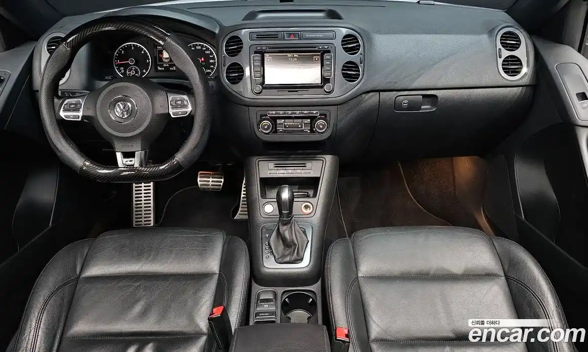 Volkswagen Tiguan 2015 2.0 автомат (гидро), фото 7
