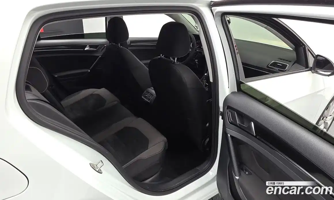 Volkswagen Golf 2014 1.4 автомат (гидро), фото 11