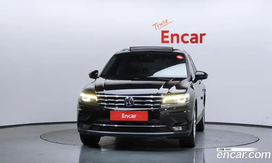 Volkswagen Tiguan 2020 2.0 автомат (гидро), фото 3