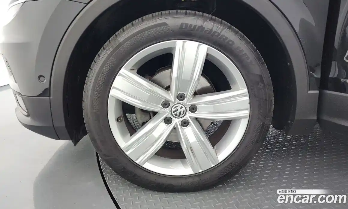 Volkswagen Tiguan 2020 2.0 автомат (гидро), фото 5