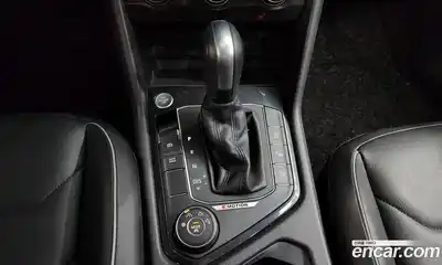 Volkswagen Tiguan 2020 2.0 автомат (гидро), миниатюра 9