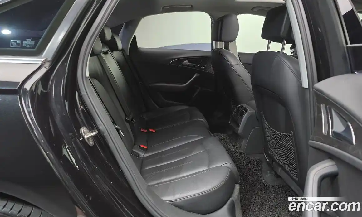 Audi A6 2015 3.0 автомат (гидро), фото 11