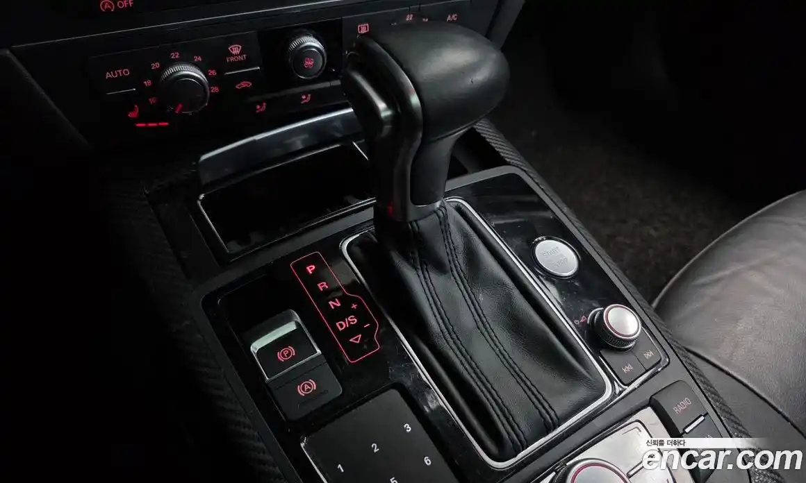 Audi A6 2015 3.0 автомат (гидро), фото 9