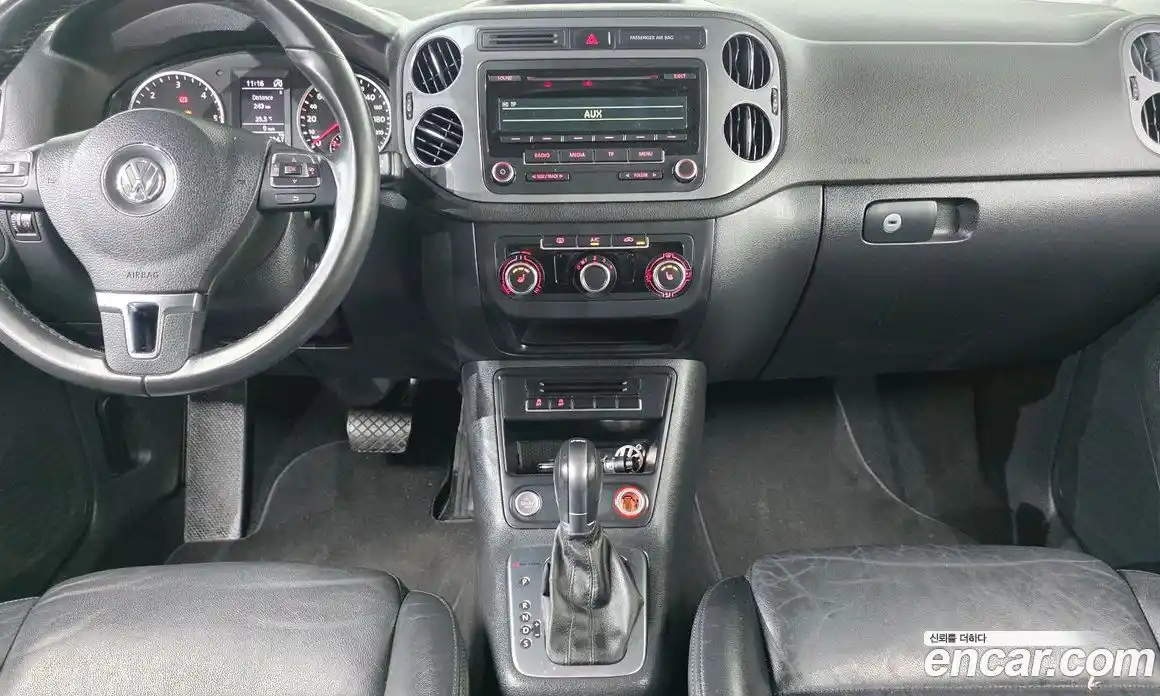 Volkswagen Tiguan 2013 2.0 автомат (гидро), фото 15