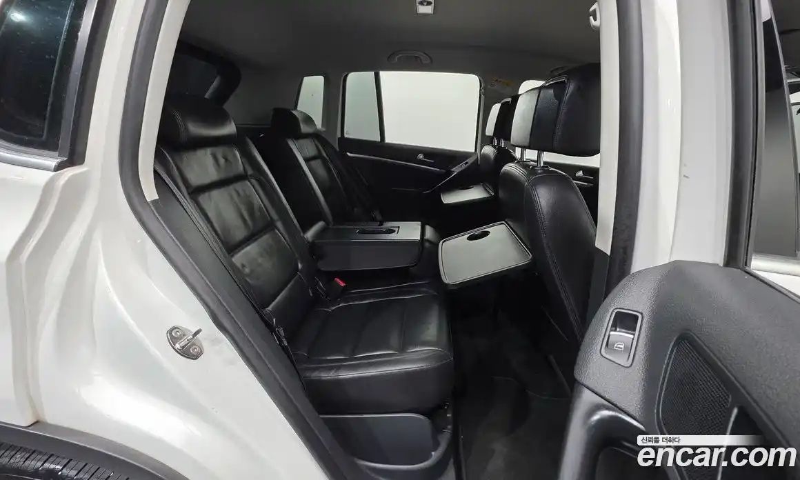 Volkswagen Tiguan 2013 2.0 автомат (гидро), фото 19