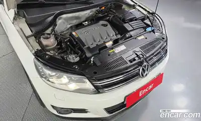 Volkswagen Tiguan 2013 2.0 автомат (гидро), миниатюра 6