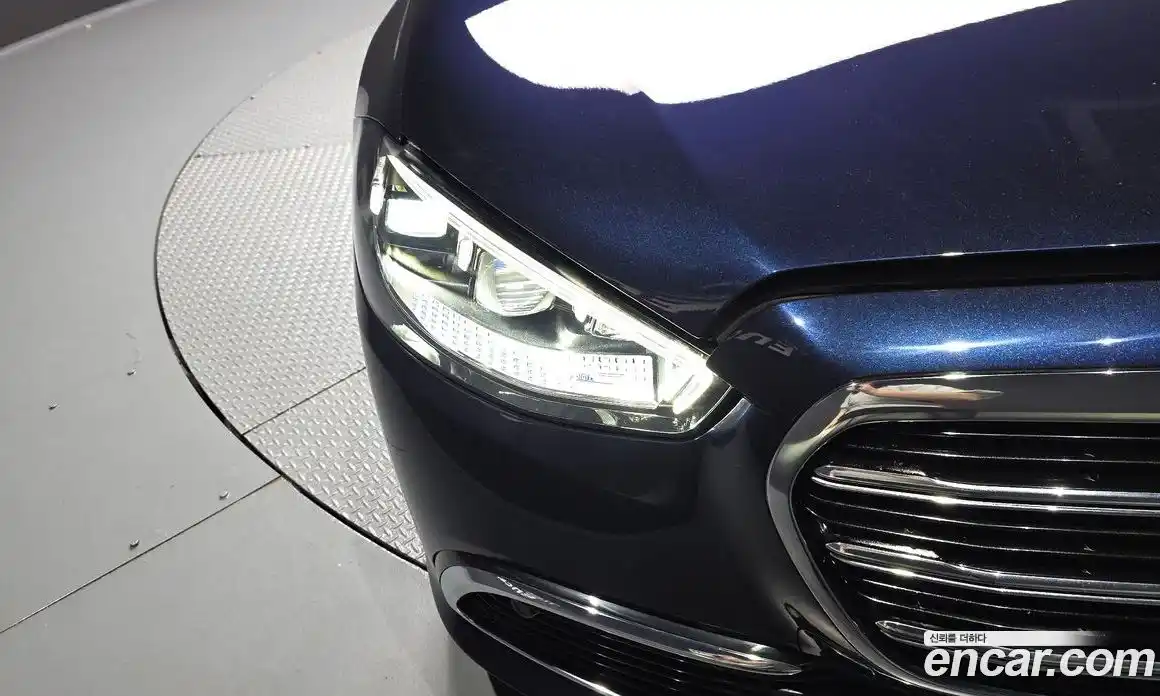 Mercedes-Benz S-Class 2023 4.0 гидро, фото 8 Mercedes-Benz S-Class 2023 4.0 гидро, фото 8