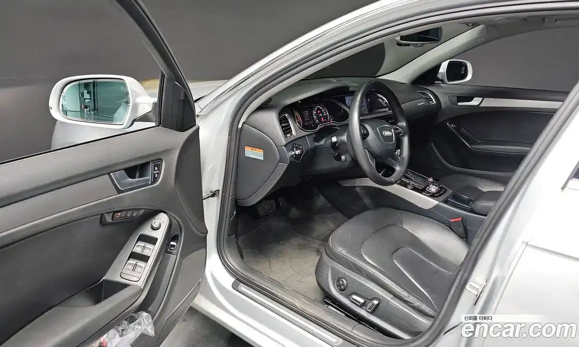 Audi A4 2013 2.0 автомат (гидро), фото 12