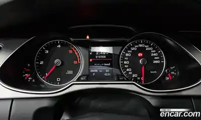 Audi A4 2013 2.0 автомат (гидро), миниатюра 8