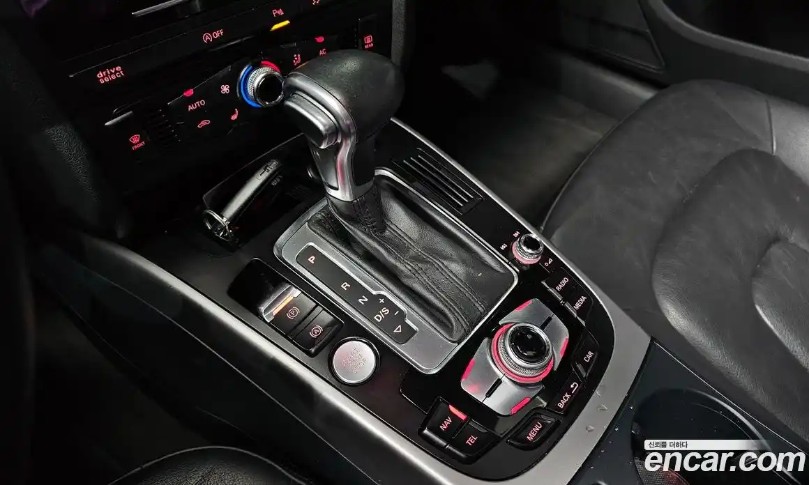 Audi A4 2013 2.0 автомат (гидро), фото 9