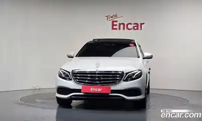 Mercedes-Benz E-Class 2018 3.0 автомат (гидро), миниатюра 3