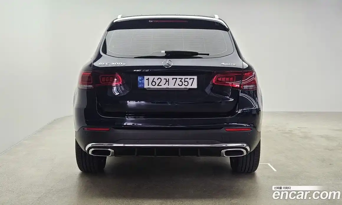 Mercedes-Benz GLC-Class 2022 2.0 гидро, фото 4 Mercedes-Benz GLC-Class 2022 2.0 гидро, фото 4
