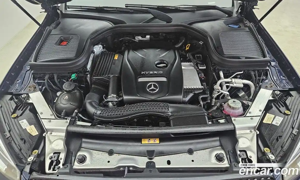 Mercedes-Benz GLC-Class 2022 2.0 гидро, фото 6 Mercedes-Benz GLC-Class 2022 2.0 гидро, фото 6
