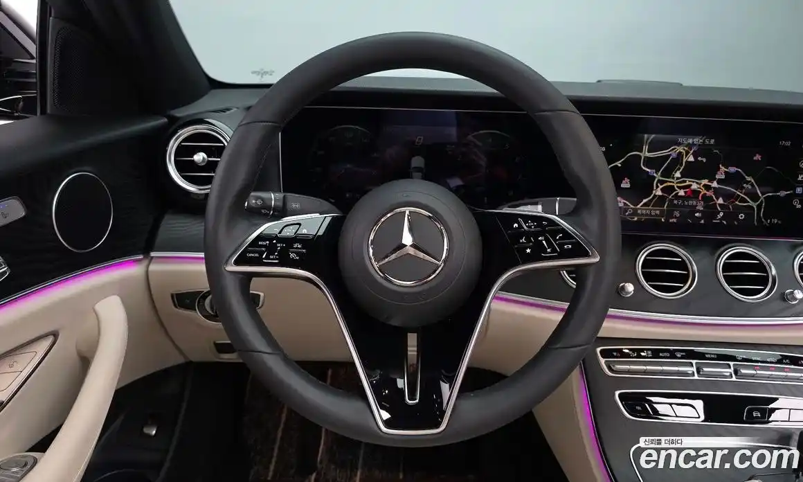 Mercedes-Benz E-Class 2023 2.0 автомат (гидро), фото 13