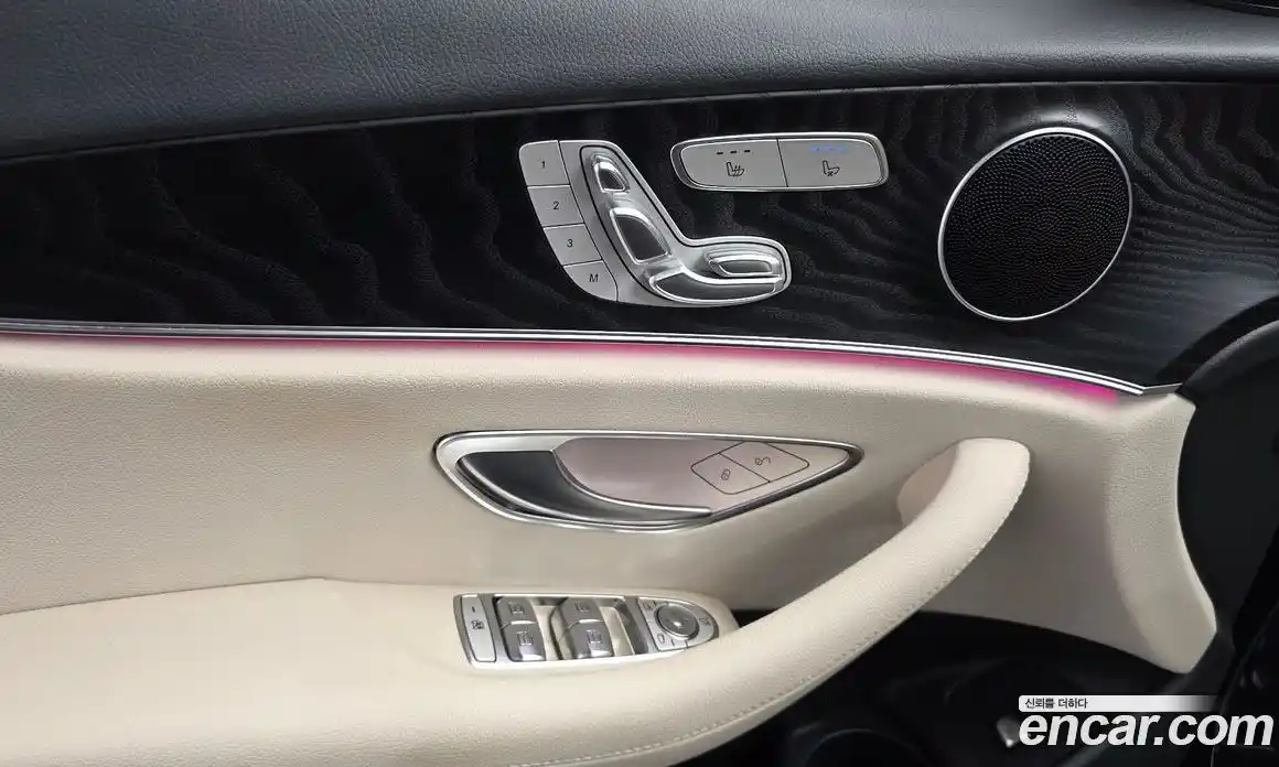 Mercedes-Benz E-Class 2023 2.0 автомат (гидро), фото 16