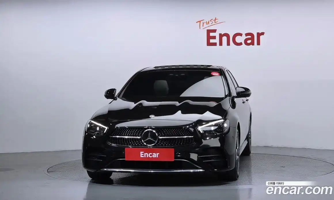 Mercedes-Benz E-Class 2023 2.0 автомат (гидро), фото 3