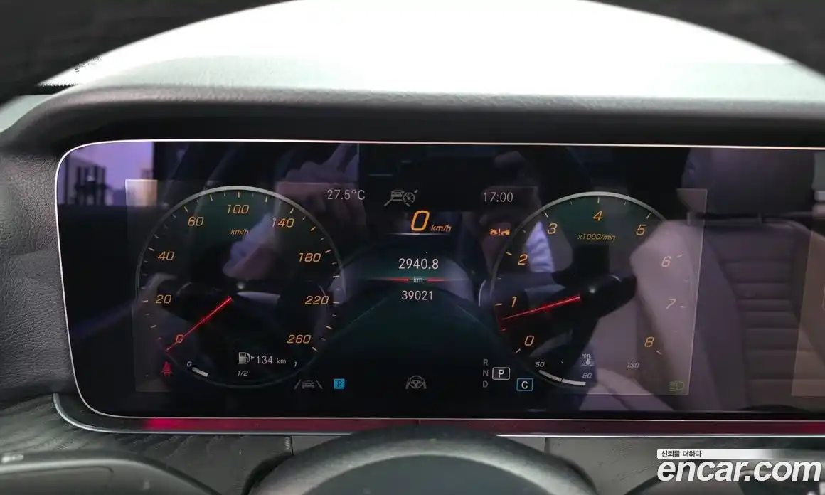 Mercedes-Benz E-Class 2023 2.0 автомат (гидро), фото 8