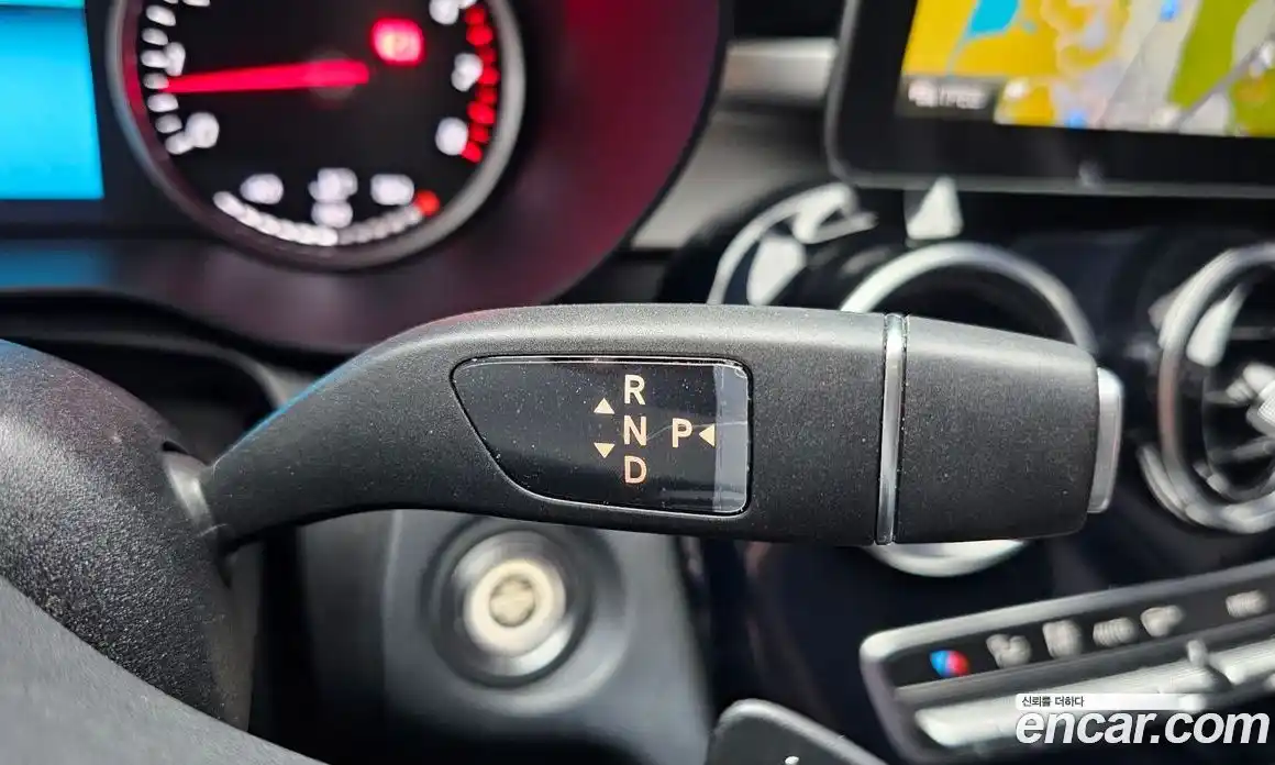 Mercedes-Benz C-Class 2019 2.0 гидро, фото 12 Mercedes-Benz C-Class 2019 2.0 гидро, фото 12