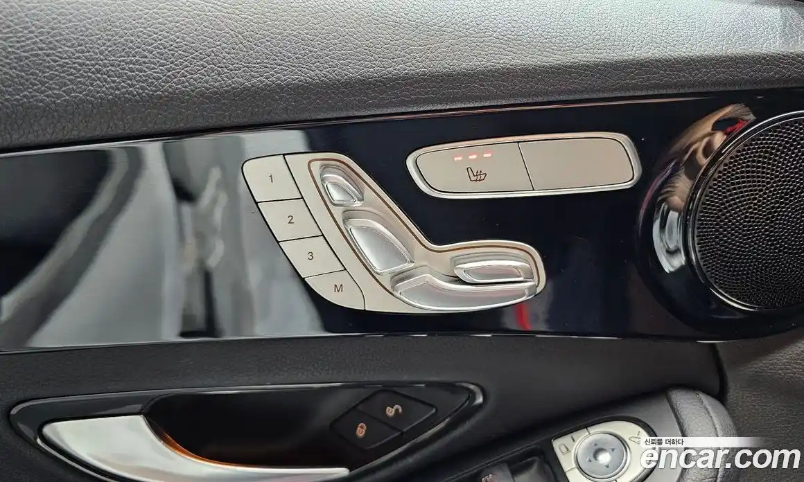 Mercedes-Benz C-Class 2019 2.0 гидро, фото 27 Mercedes-Benz C-Class 2019 2.0 гидро, фото 27