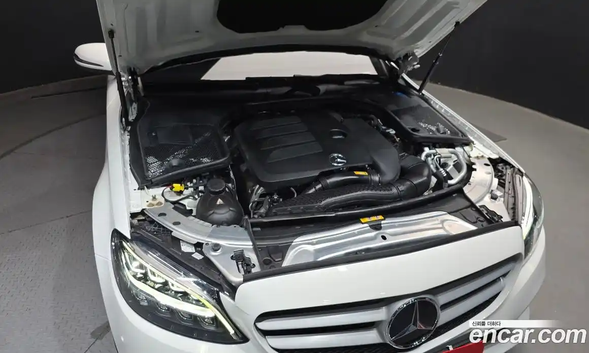 Mercedes-Benz C-Class 2019 2.0 гидро, фото 6 Mercedes-Benz C-Class 2019 2.0 гидро, фото 6