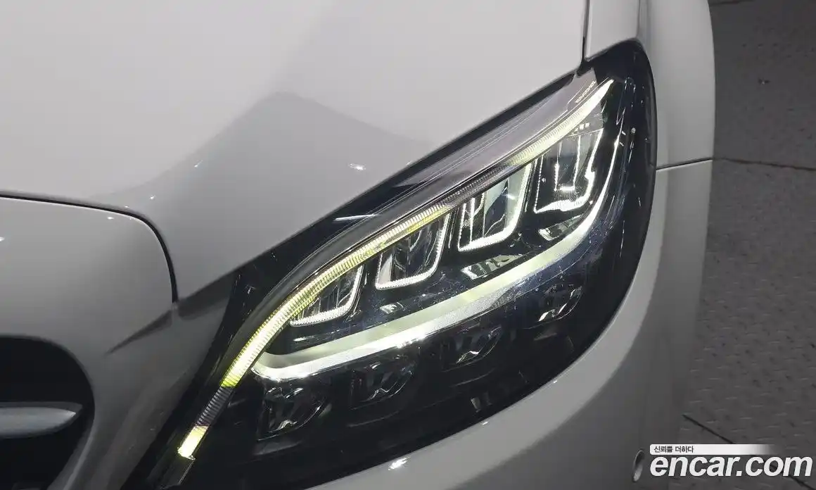 Mercedes-Benz C-Class 2019 2.0 гидро, фото 8 Mercedes-Benz C-Class 2019 2.0 гидро, фото 8