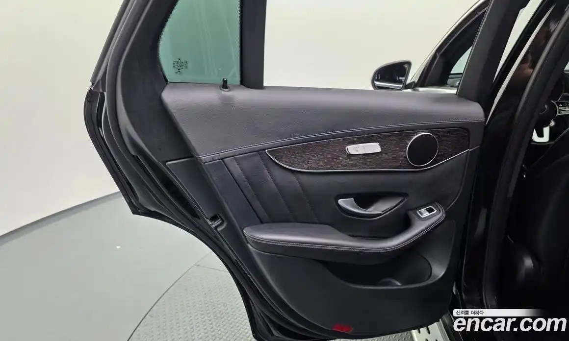 Mercedes-Benz GLC-Class 2022 2.0 гидро, фото 15 Mercedes-Benz GLC-Class 2022 2.0 гидро, фото 15