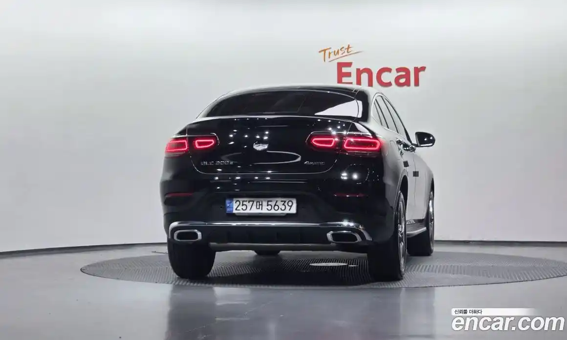 Mercedes-Benz GLC-Class 2022 2.0 гидро, фото 4 Mercedes-Benz GLC-Class 2022 2.0 гидро, фото 4