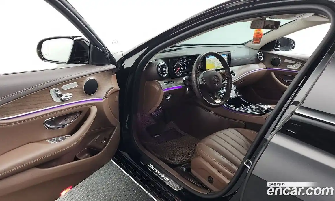 Mercedes-Benz E-Class 2018 1.9 автомат (гидро), фото 13