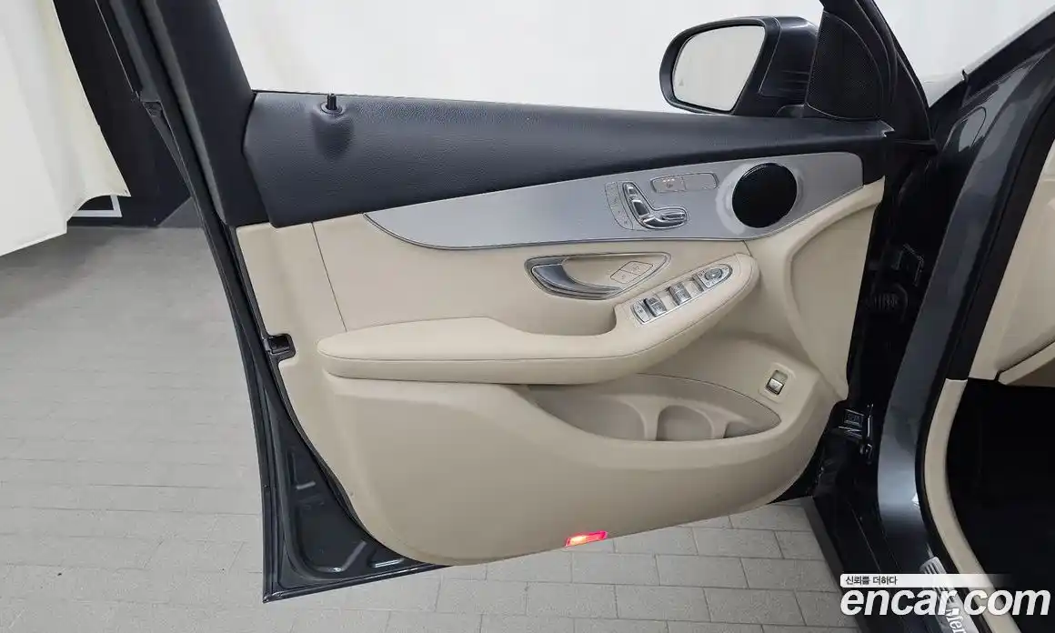 Mercedes-Benz GLC-Class 2018 2.1 гидро, фото 14 Mercedes-Benz GLC-Class 2018 2.1 гидро, фото 14