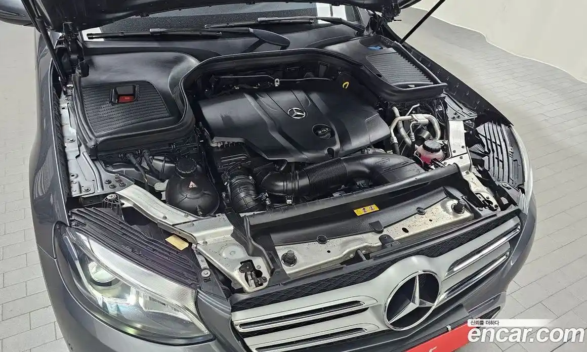 Mercedes-Benz GLC-Class 2018 2.1 гидро, фото 6 Mercedes-Benz GLC-Class 2018 2.1 гидро, фото 6