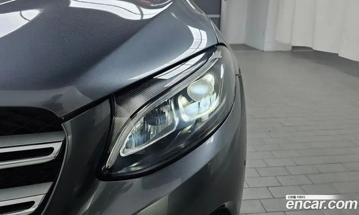 Mercedes-Benz GLC-Class 2018 2.1 гидро, фото 8 Mercedes-Benz GLC-Class 2018 2.1 гидро, фото 8