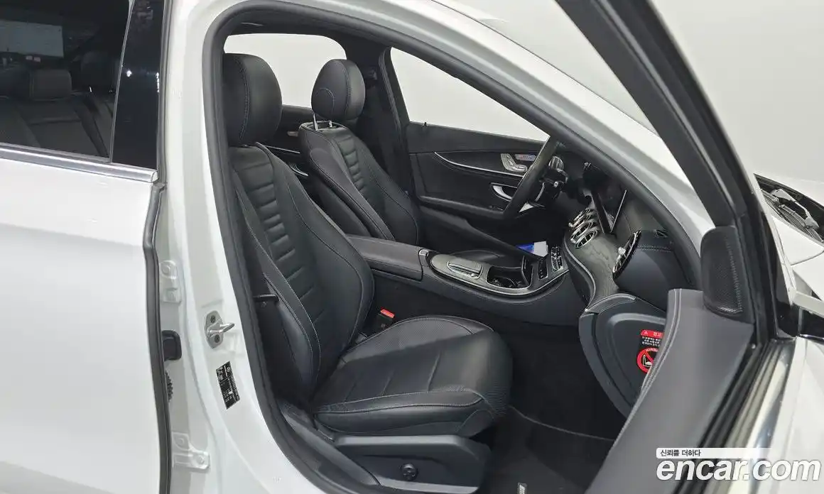 Mercedes-Benz E-Class 2023 2.0 автомат (гидро), фото 16