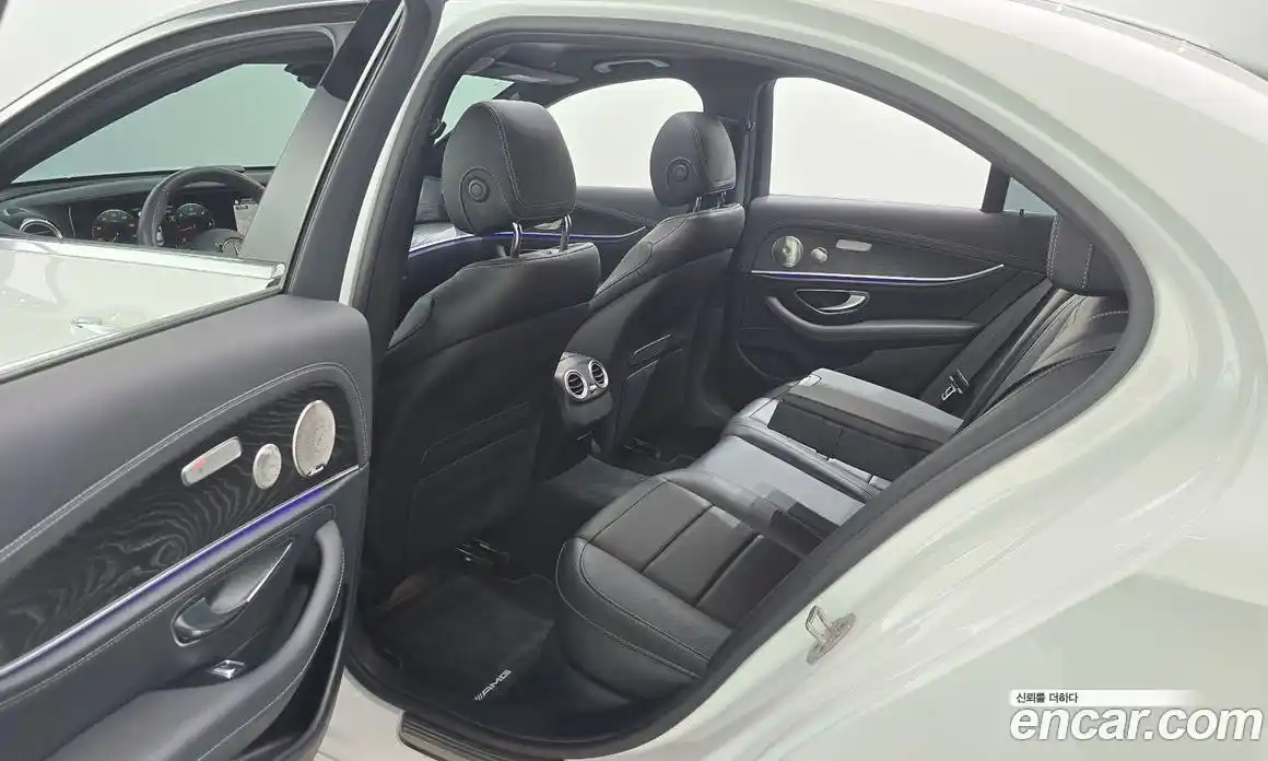 Mercedes-Benz E-Class 2023 2.0 автомат (гидро), фото 18