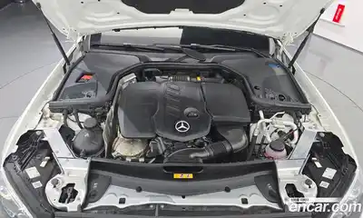 Mercedes-Benz E-Class 2023 2.0 автомат (гидро), миниатюра 6