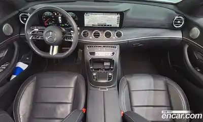 Mercedes-Benz E-Class 2023 2.0 автомат (гидро), миниатюра 10