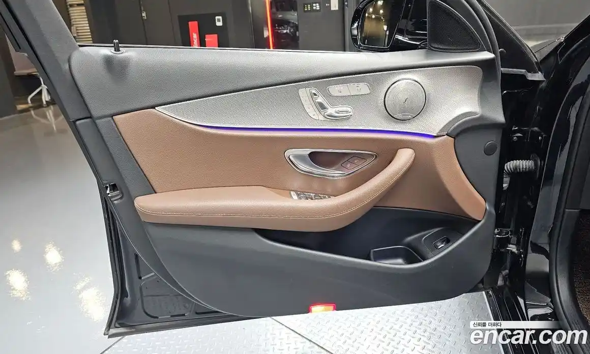 Mercedes-Benz E-Class 2019 2.0 автомат (гидро), фото 14