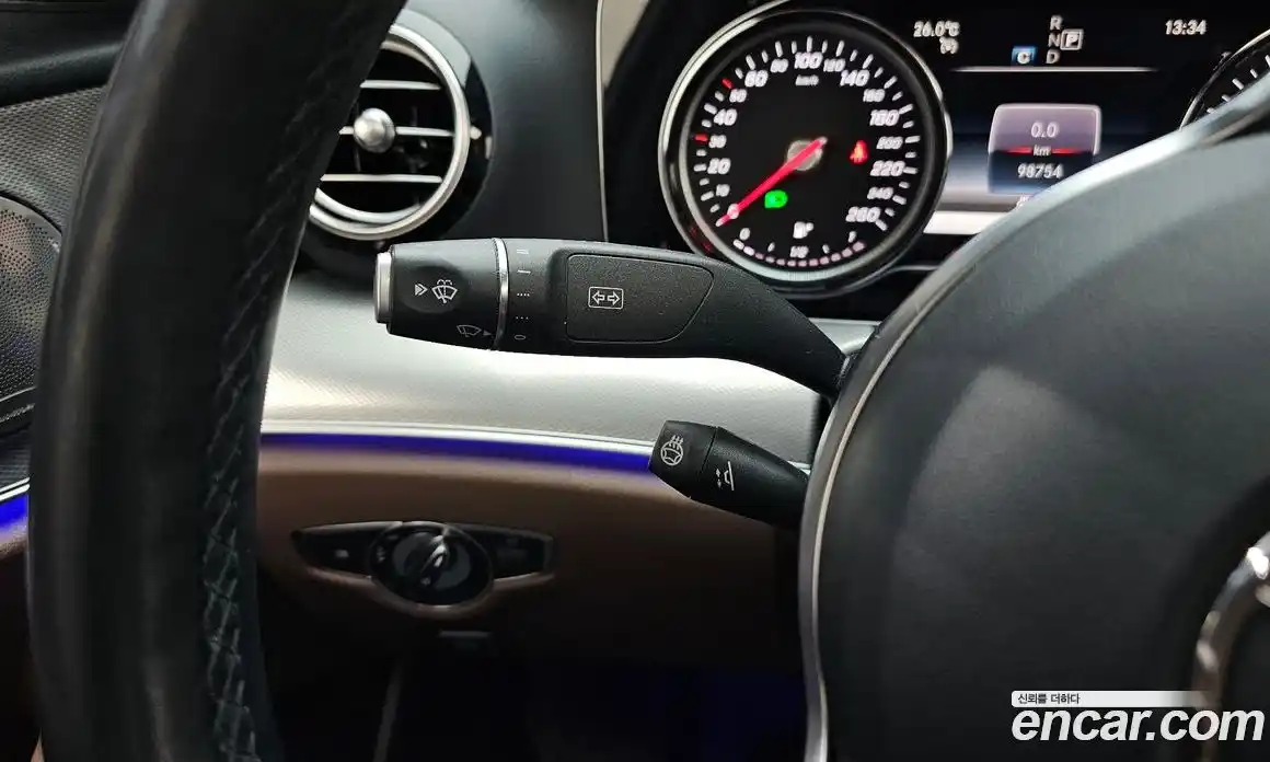 Mercedes-Benz E-Class 2019 2.0 автомат (гидро), фото 24