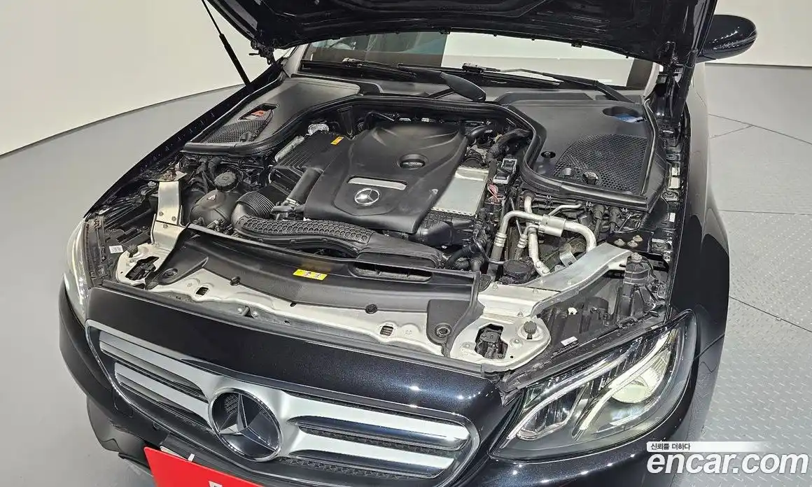 Mercedes-Benz E-Class 2019 2.0 автомат (гидро), фото 6