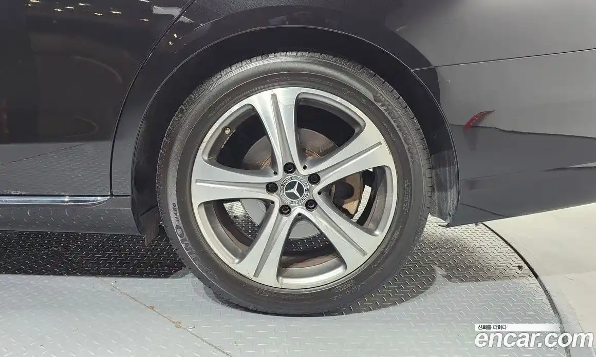 Mercedes-Benz E-Class 2019 2.0 автомат (гидро), фото 7