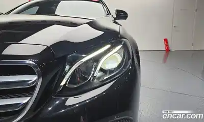 Mercedes-Benz E-Class 2019 2.0 автомат (гидро), миниатюра 8